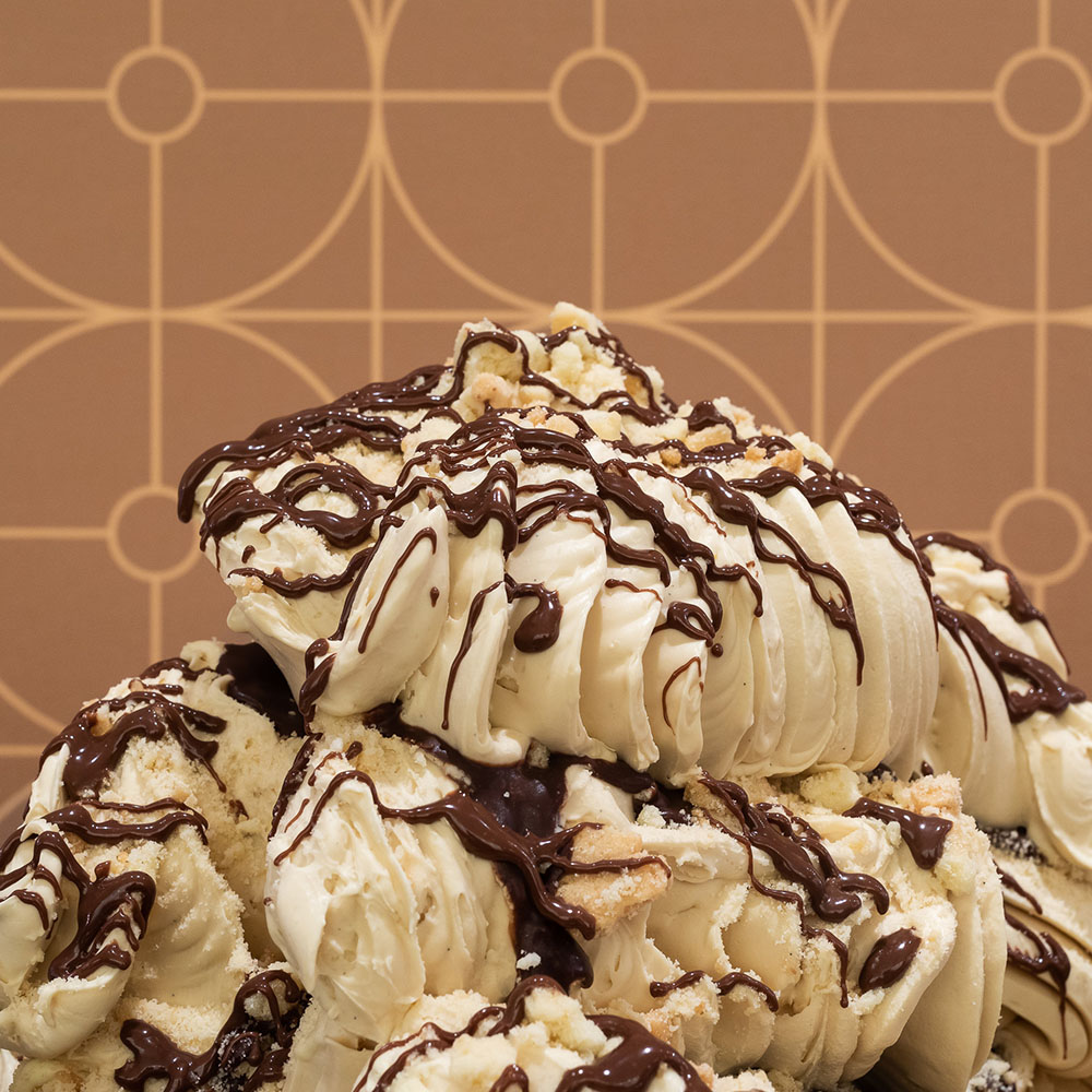 Gourmet-Eissorte Mascarpone, Keks und Schokolade
